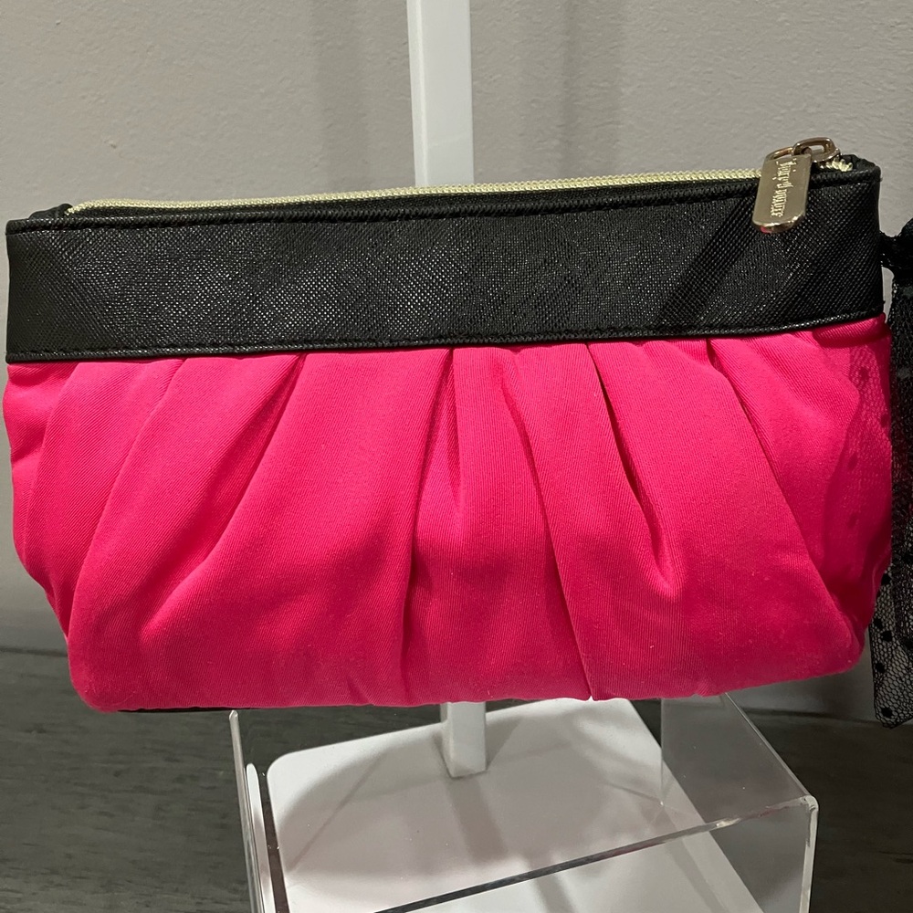 Juicy Couture Pink and Black Clutch/Makeup bag - Picture 3 of 5